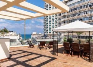 High-ceiling duplex penthouse for sale in Tel Aviv