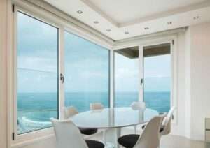 Sea-view apartment on Herbert Samuel Street in Tel Aviv