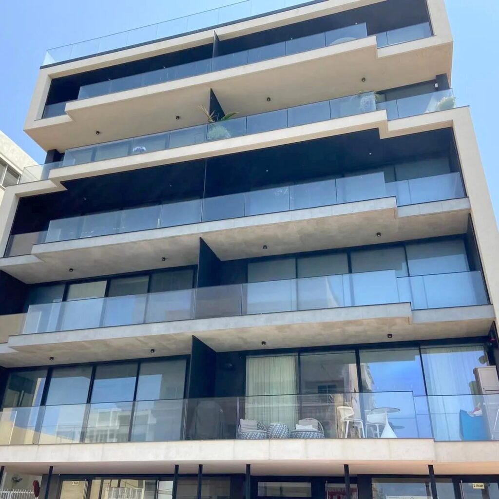 Exterior View - Luxury Apartment Hilton Beach Tel Aviv