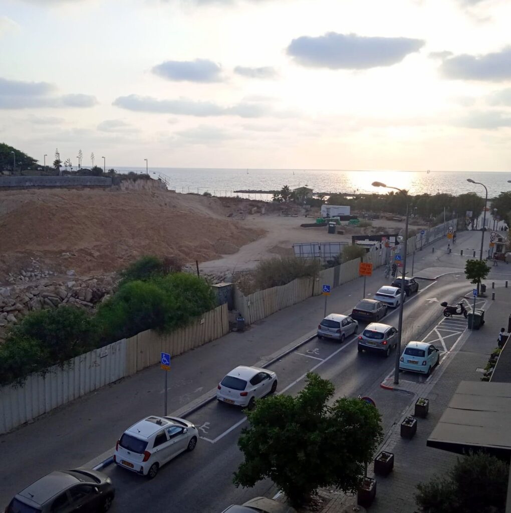 Beachfront Apartment for Sale in Tel Aviv