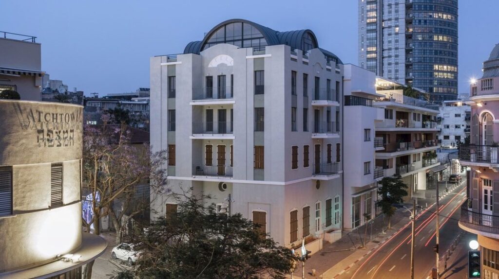 Restored historic building on Nahalat Binyamin in Tel Aviv
