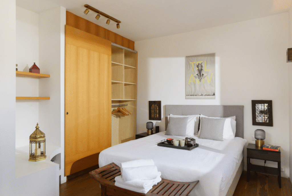 large bedroom in a short term tel aviv rental