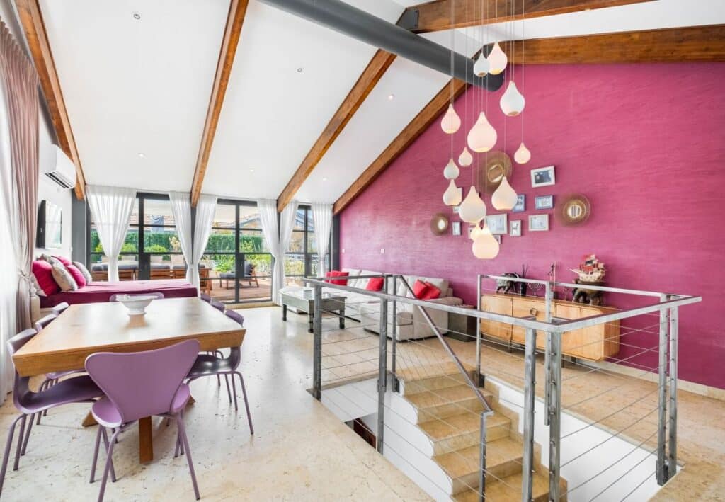 Open living and dining area in Tel Aviv short term duplex rental