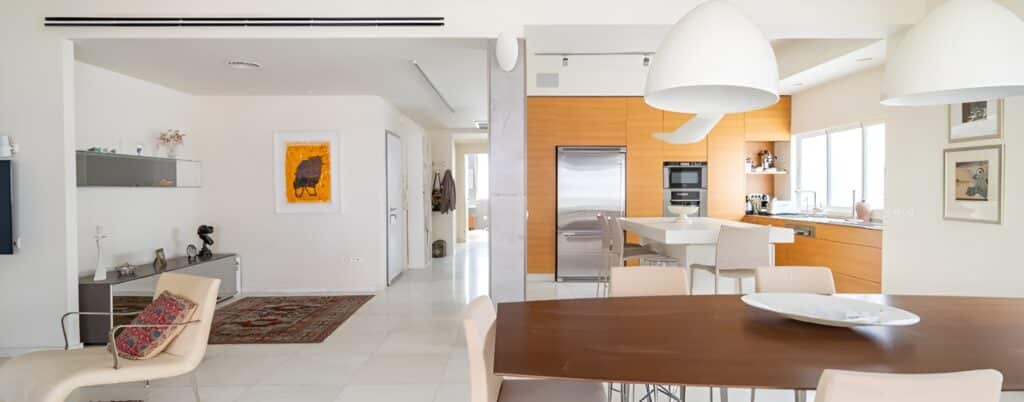 Modern kitchen with luxury finishings
