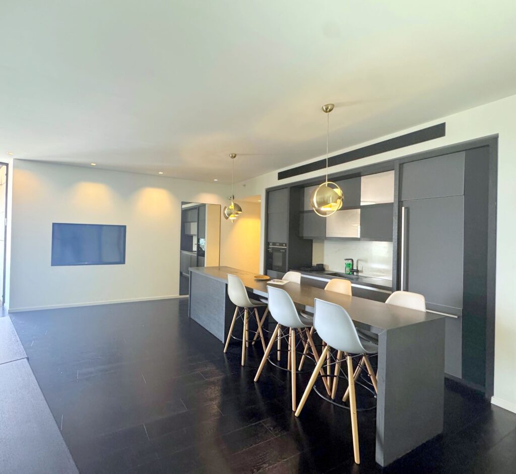 Stylish open-plan kitchen in luxury Tel Aviv apartment