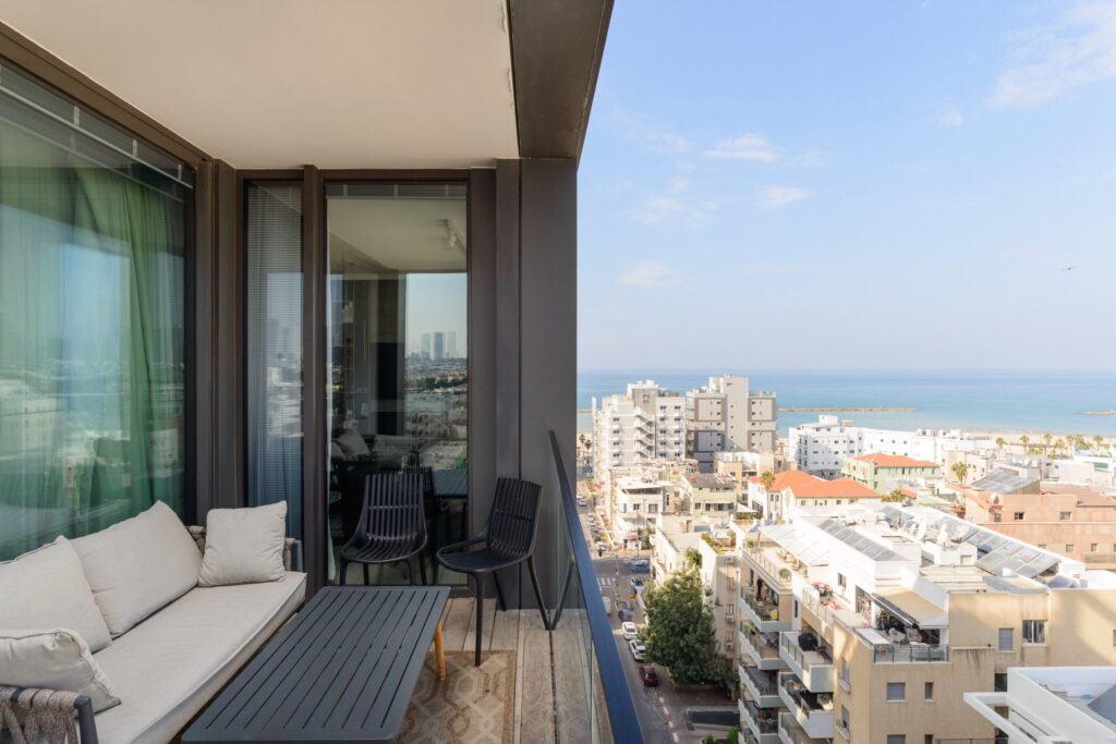 Balcony with sea view in Geula 14 Tower apartment Tel Aviv
