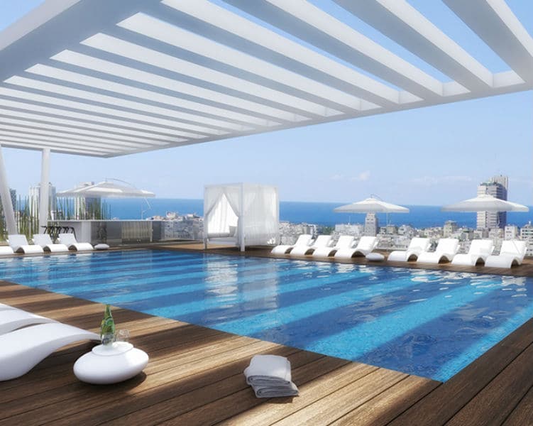 pool at the infinity tower tel aviv