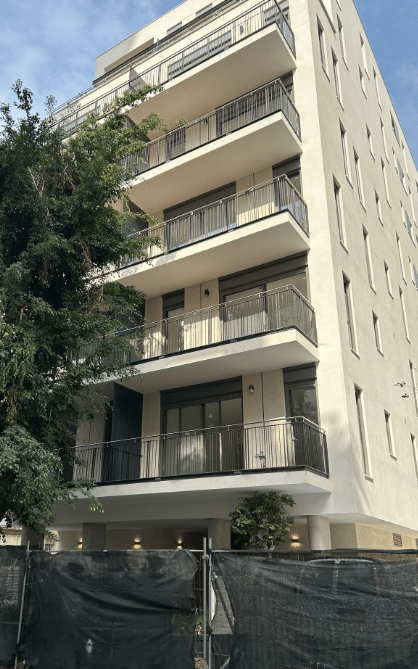 Renovated boutique building for sale in Tel Aviv